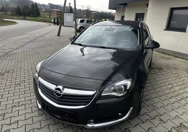 Opel Insignia cena 42900 przebieg: 176000, rok produkcji 2016 z Łomianki małe 106